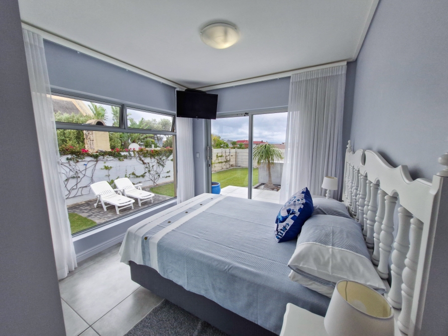 3 Bedroom Property for Sale in Stilbaai Wes Western Cape